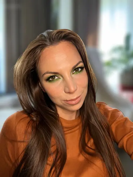 arriinnkaaa — Makeup artist, Rīga